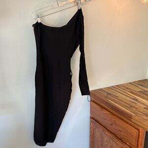 Marciano Elegant Black One-Shoulder Dress